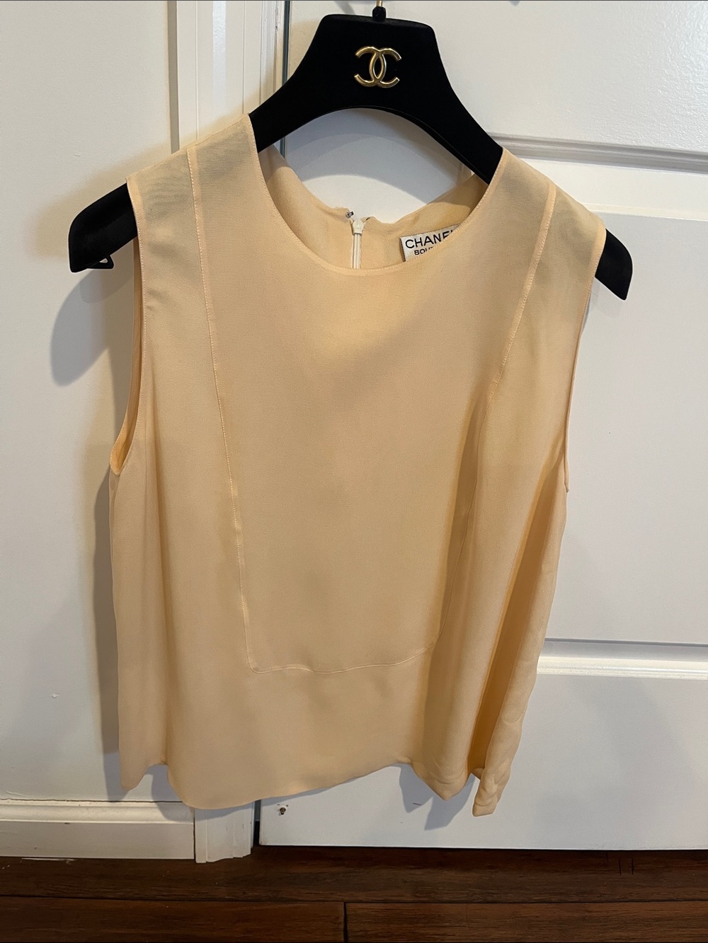 CHANEL Cream Silk Sleeveless Top